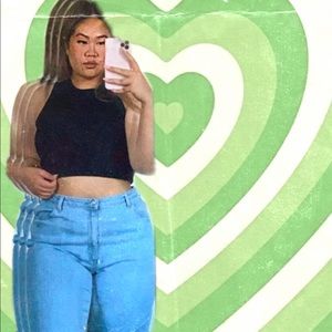 Meet your Posher, Monique